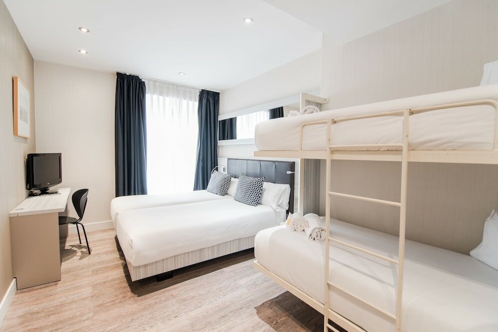 Фото Petit Palace Puerta del Sol