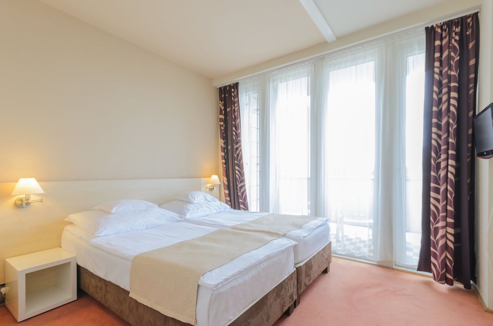 Фото Hunguest Hotel Beke