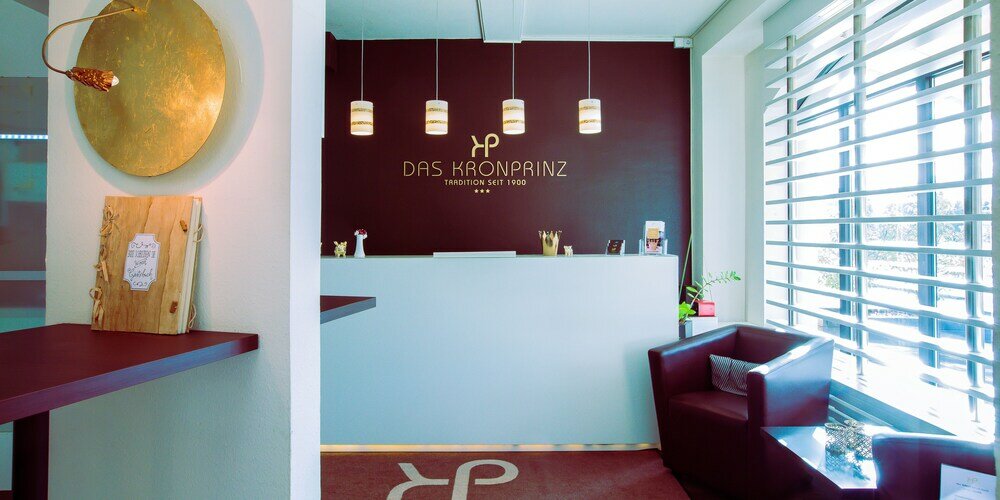 Фото Hotel Das Kronprinz