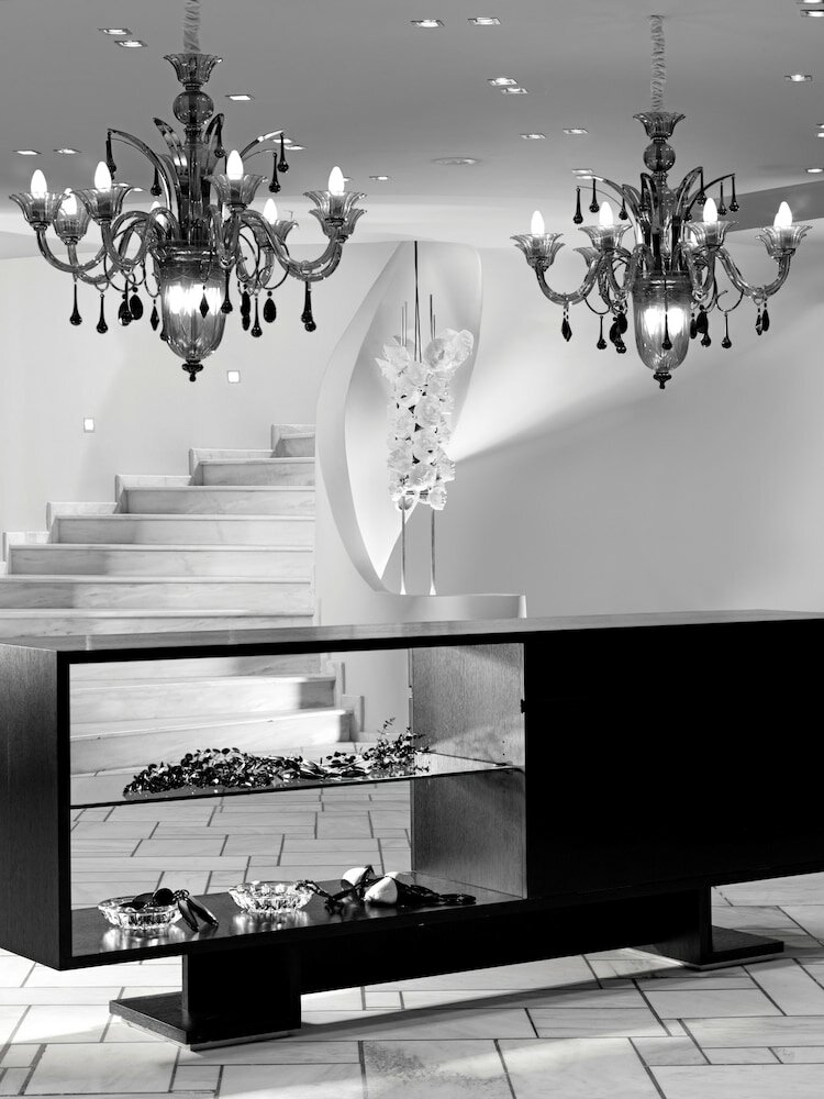 Фото Out Of The Blue Resort & SPA