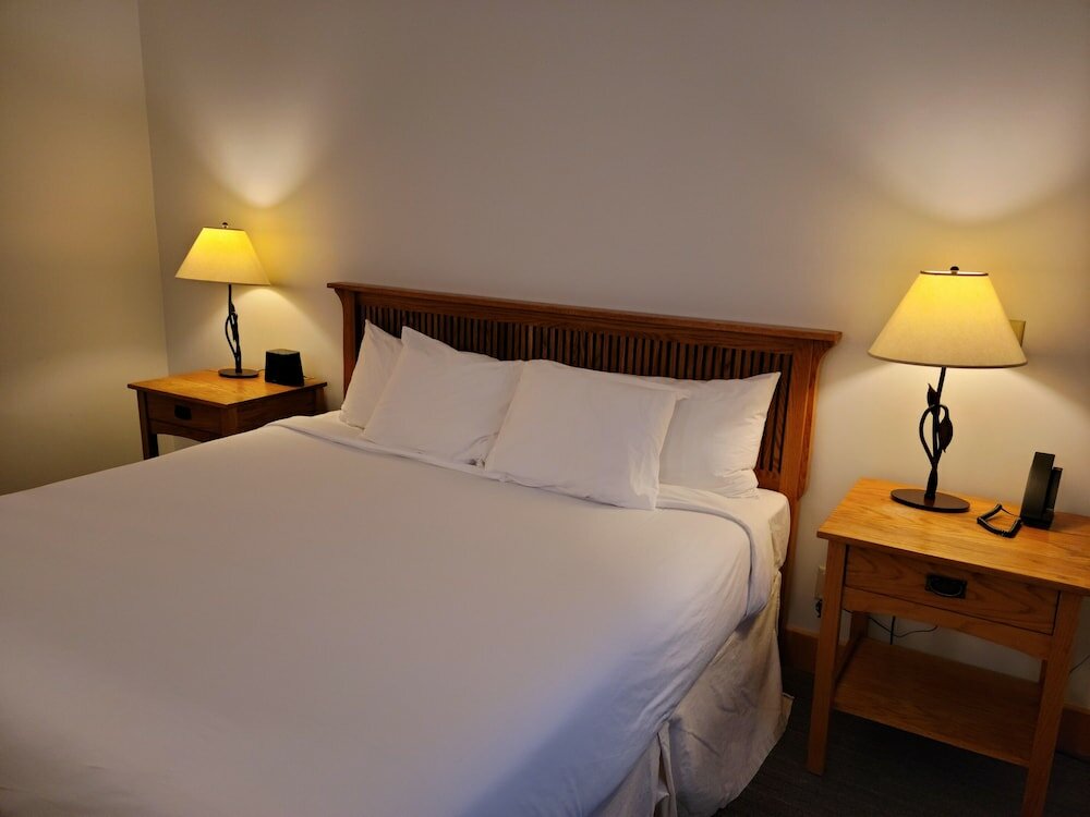Фото Minnewaska Lodge