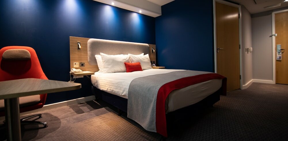 Фото Holiday Inn Express London Stansted Airport, an Ihg Hotel