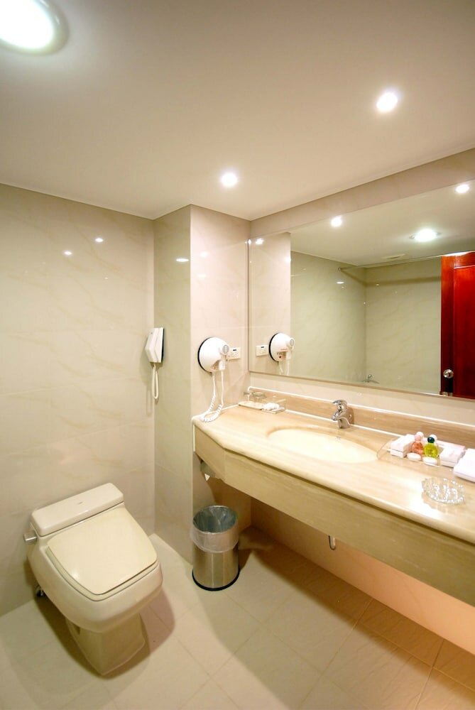 Фото HiONE Gallery Hotel Taichung