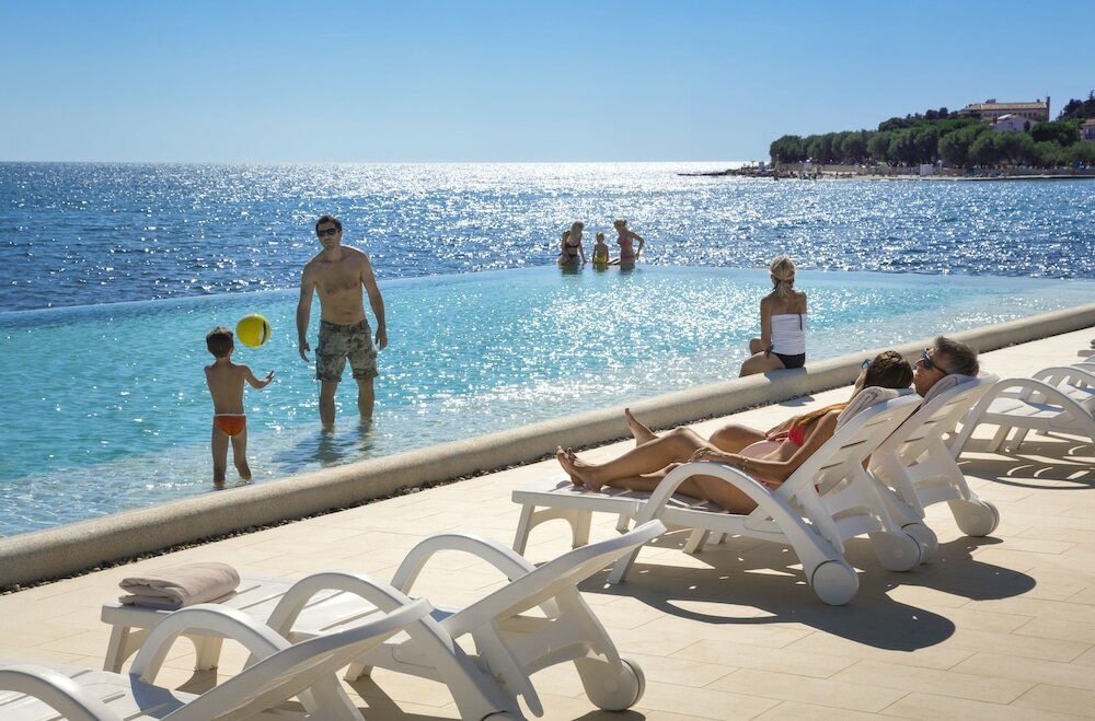 Фото Aminess Maestral Hotel