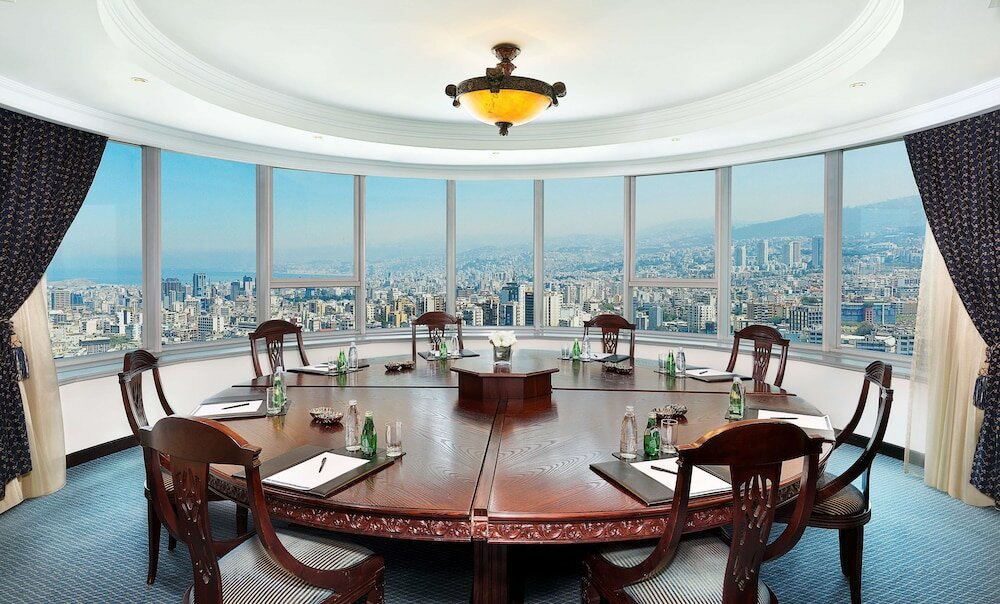 Фото Hilton Beirut Habtoor Grand