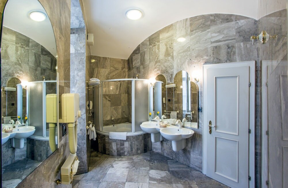 Фото Hotel Dvorak