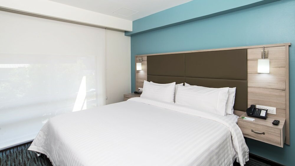 Фото Holiday Inn & Suites Mexico Zona Reforma, an Ihg Hotel