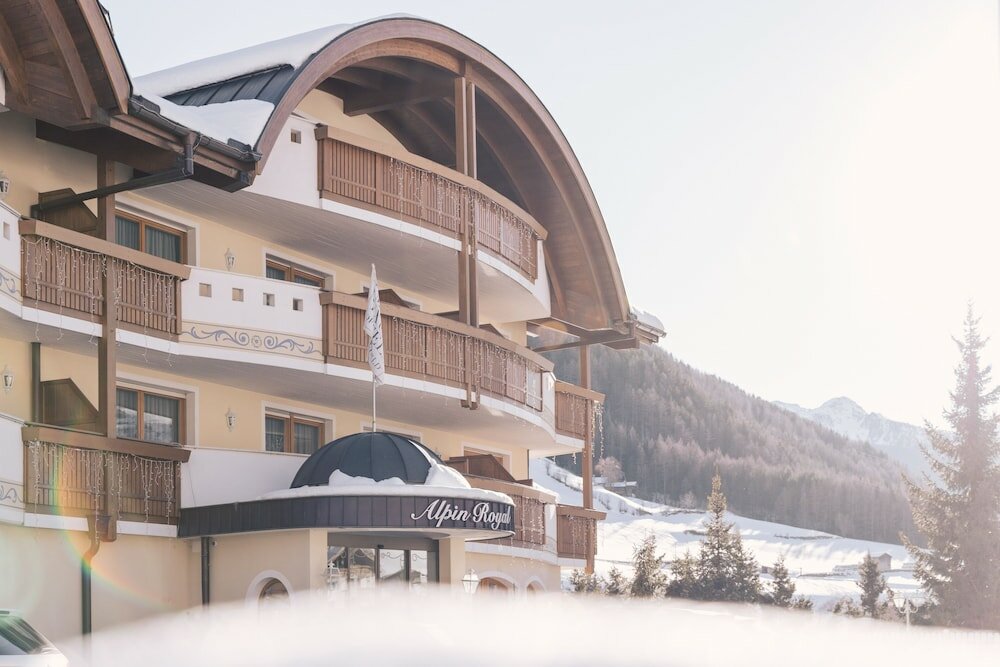 Фото Alpin Royal Wellness Refugium & Resort Hotel