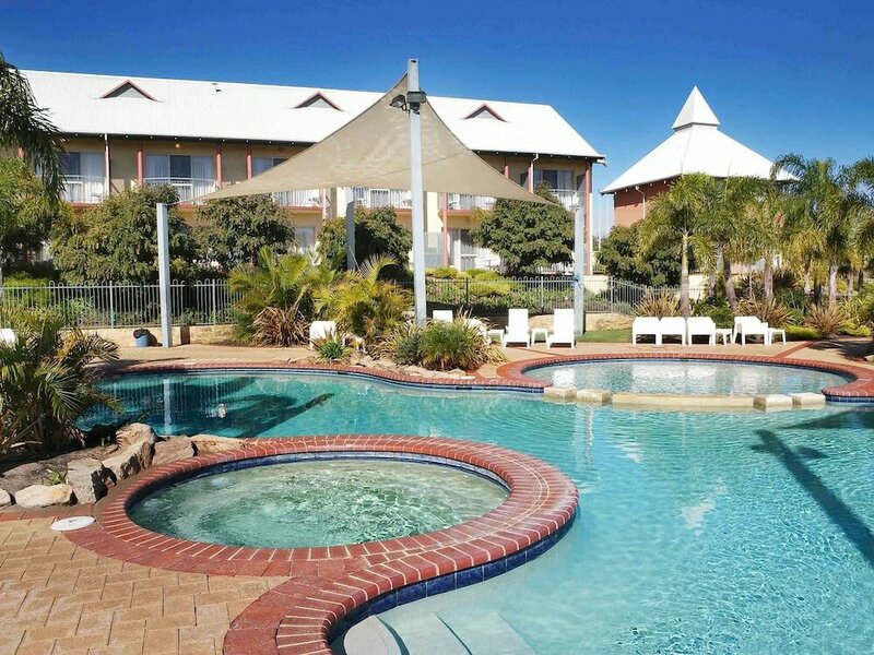 Гостиница Mercure Bunbury Sanctuary Golf Resort