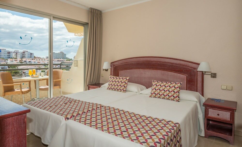 Фото Hovima Santa María