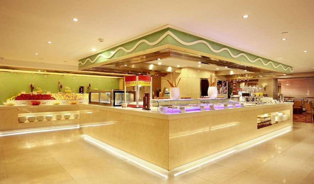 Фото Guilin Lijiang Waterfall Hotel