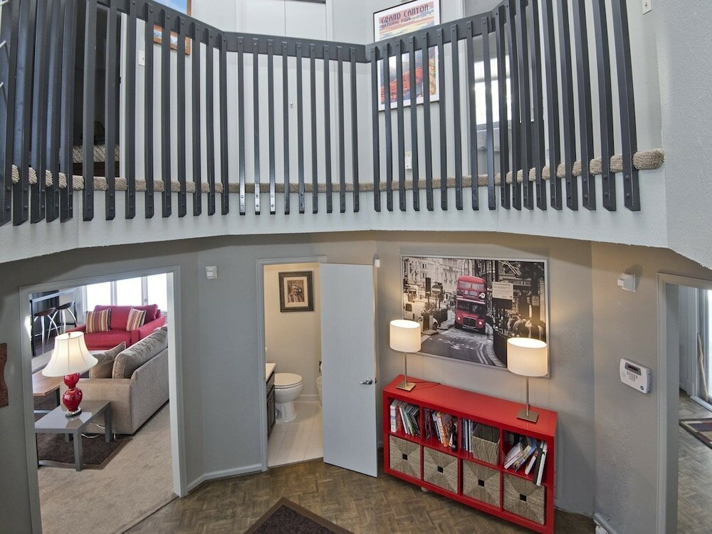 Фото 2338 Tahoe Drive