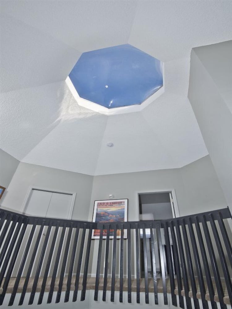 Фото 2338 Tahoe Drive