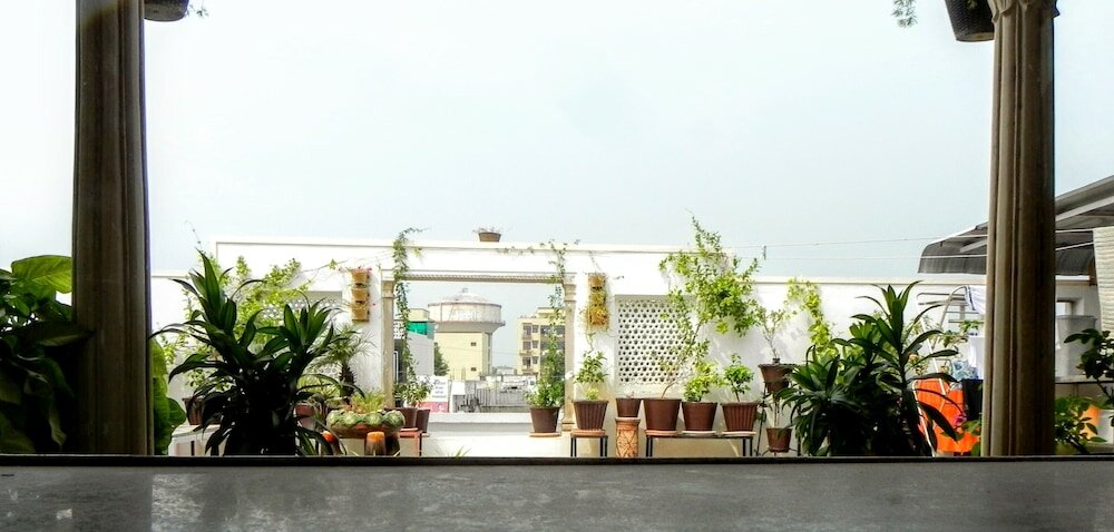 Фото Hotel Kishan Kunj