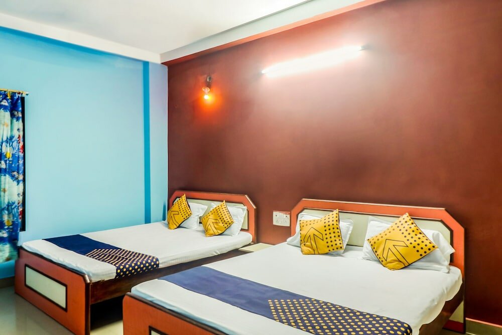 Фото Spot On 49799 New Unique Beach Inn