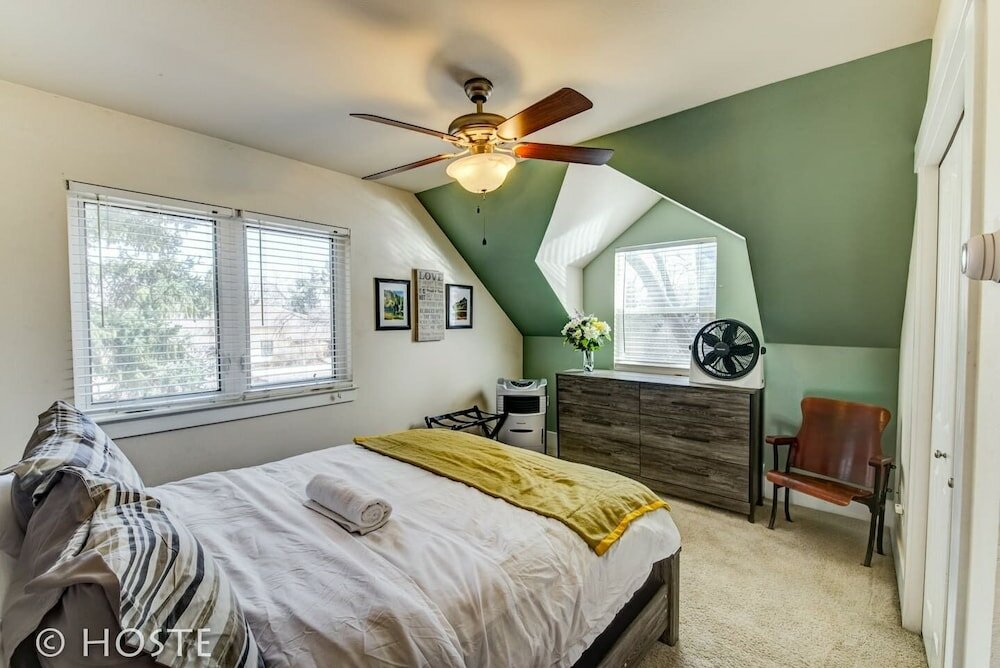 Фото 3br Classic Home Quiet Neighborhooddog Friendly