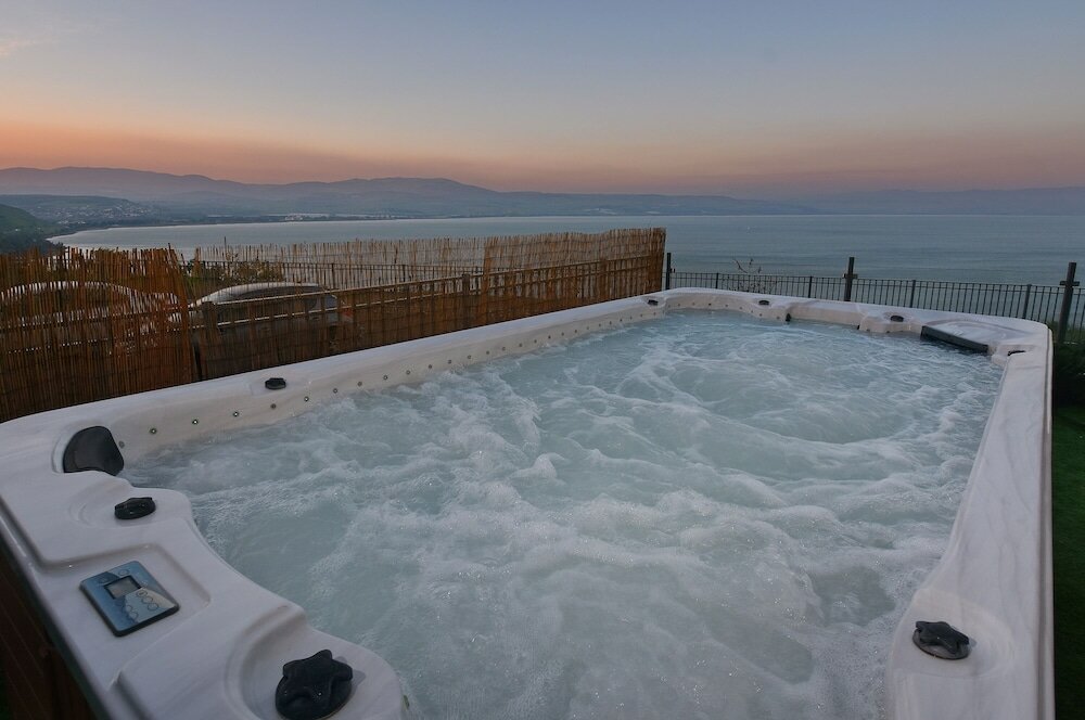 Фото Ariston Luxury Garden Apt W Private Pool