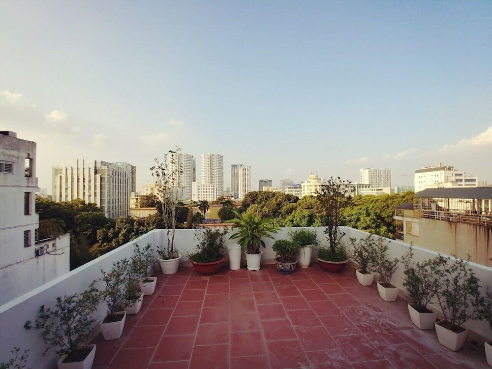 Фото отеля 1