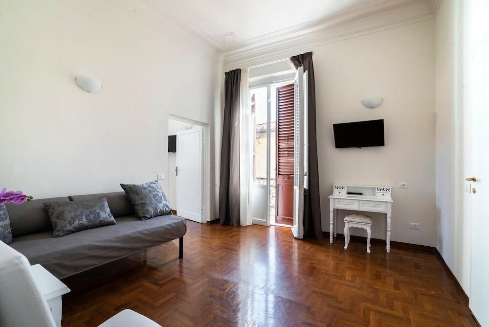 Фото Live Florence Guesthouse