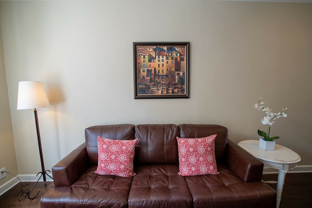 Фото Roscoe Village Guesthouse