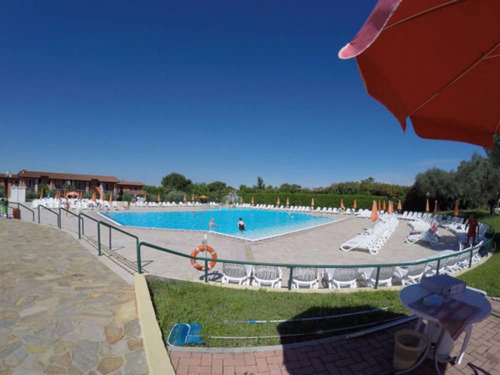 Фото The Garda Village