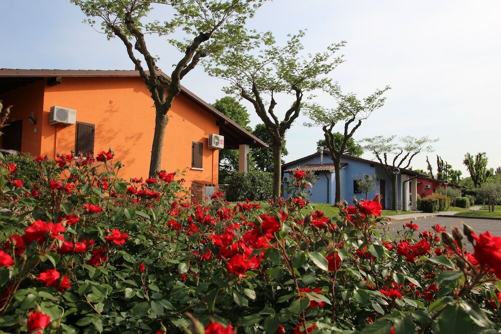 Фото The Garda Village