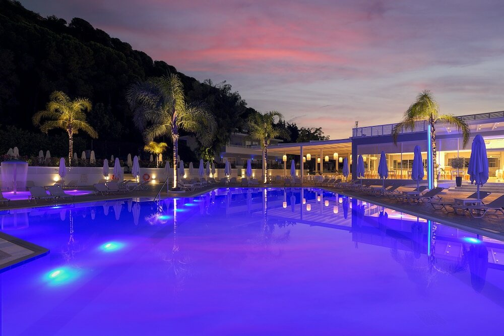 Фото Oceanis Park Hotel