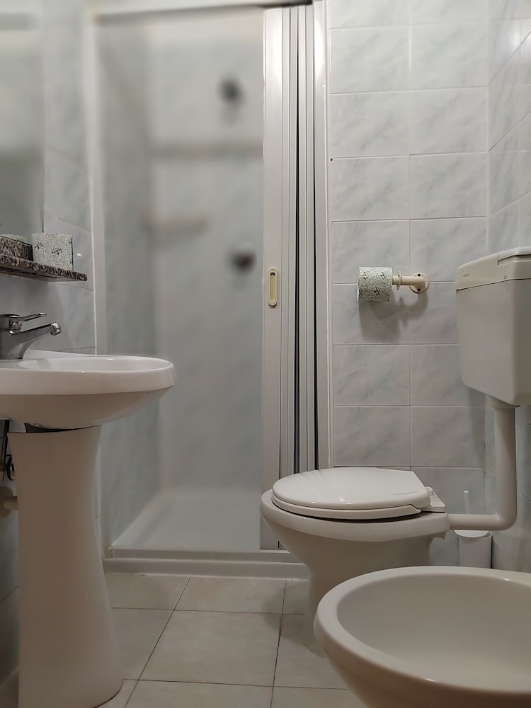 Фото Hotel 22 Marzo Milan