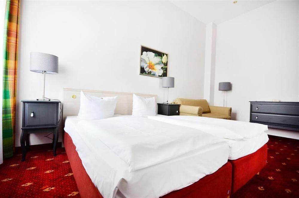 Фото Parkhotel Helmstedt