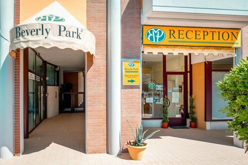 Гостиница Beverly Park Residence в Тиррении