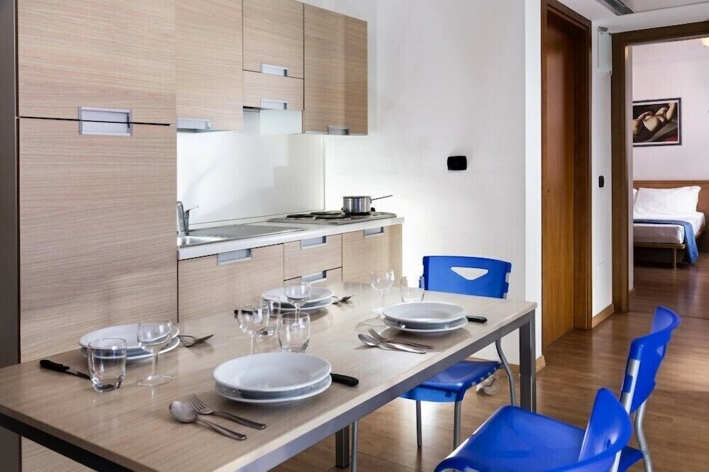 Фото Aparthotel Esperya