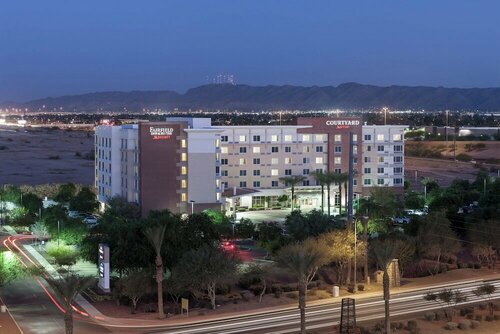 Гостиница Fairfield Inn & Suites Phoenix Chandler Fashion Center в Чендлере