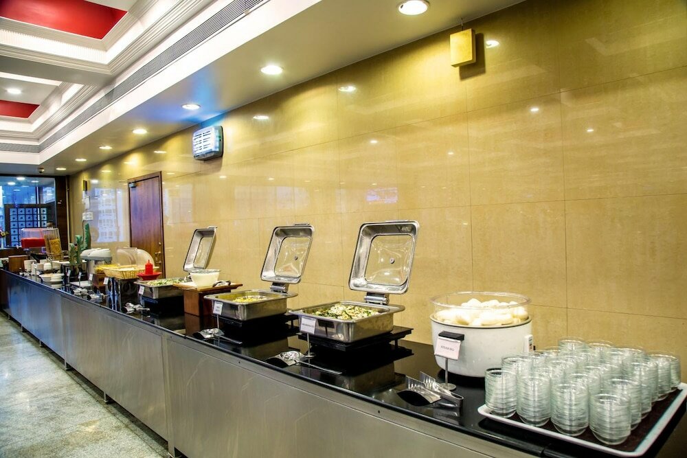 Фото Hotel Tip Top Plaza