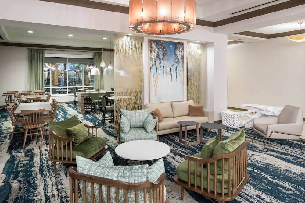 Фото Fairfield Inn & Suites by Marriott Orlando at SeaWorld