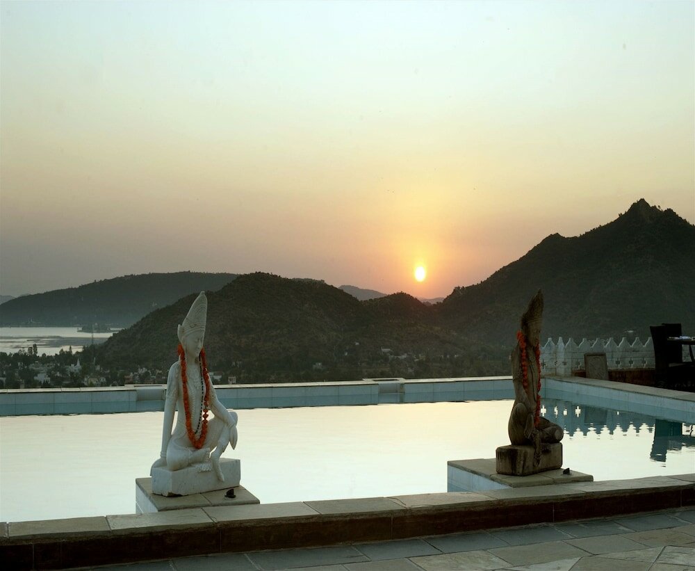 Фото Fateh Garh Resort by Fateh Collection