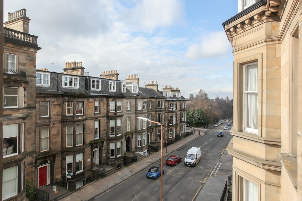 Фото West End Hotel