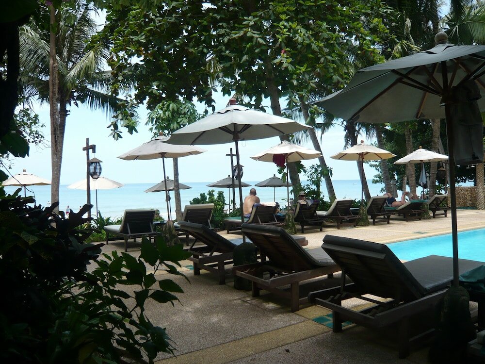 Фото отеля 2