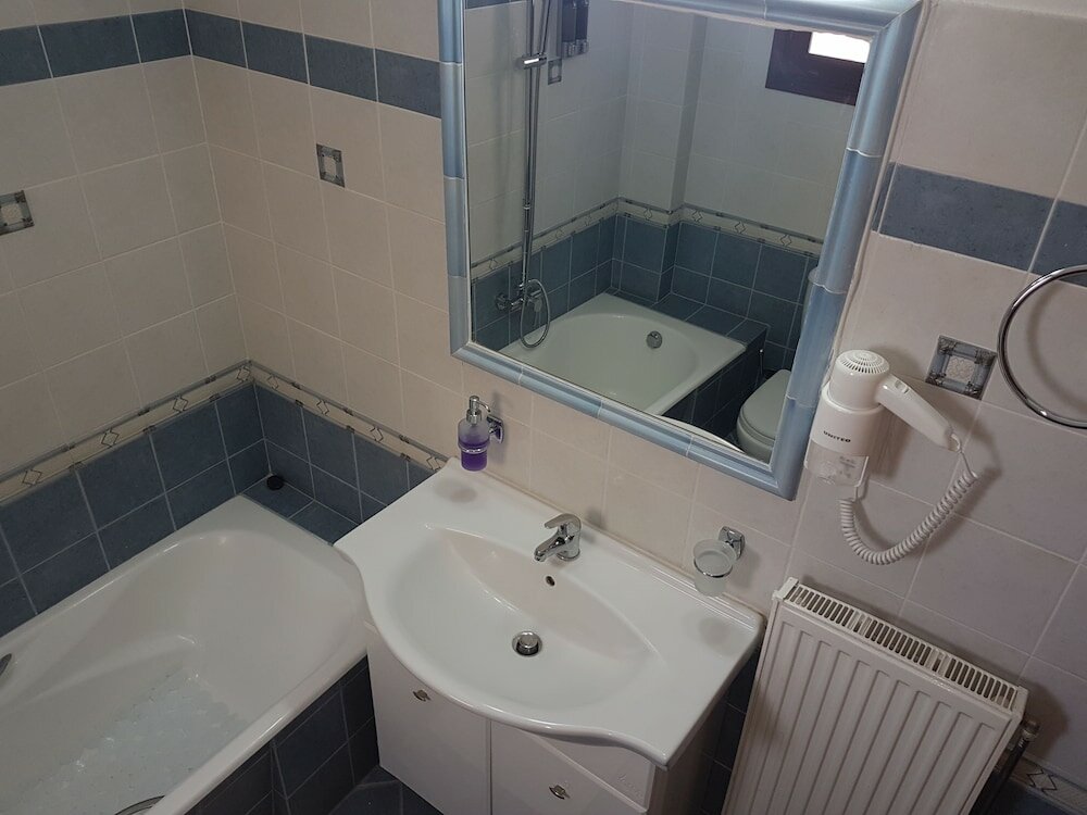 Фото Santorini Family Apartments