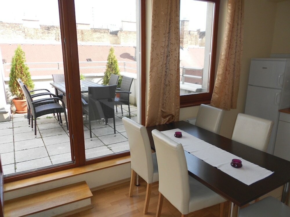 Фото Trendy Deluxe Apartments