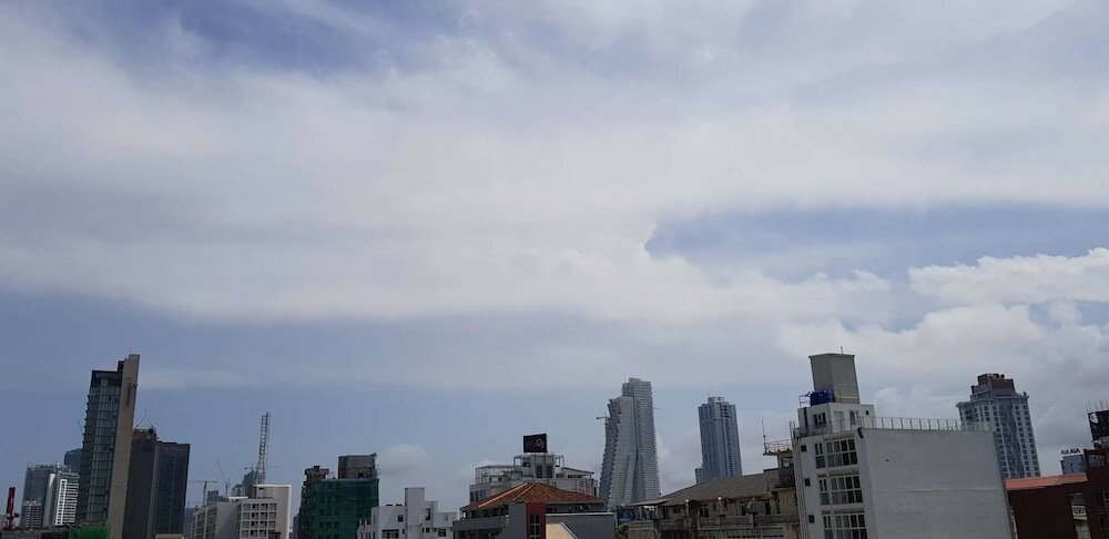 Фото The Apartments by Lanka Vacations