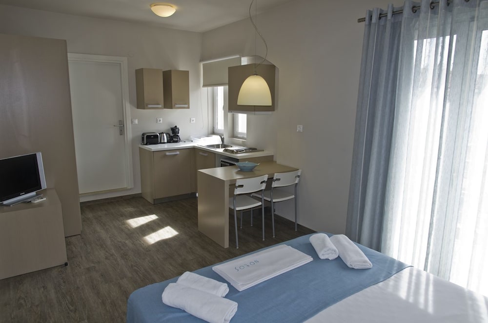 Фото Notos Luxury Studios