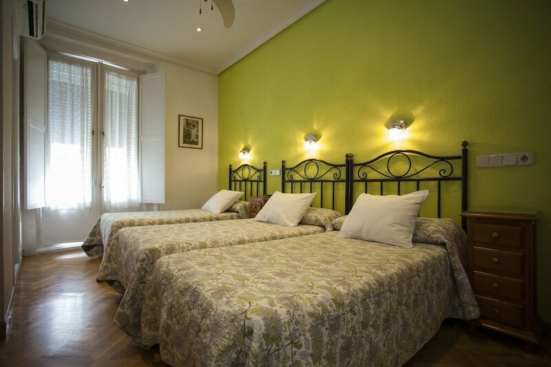 Гостиница Ava Rooms в Мадриде