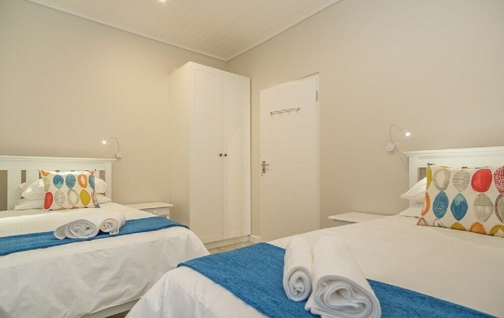 Фото Fork West Apartments - Ground Floor 4