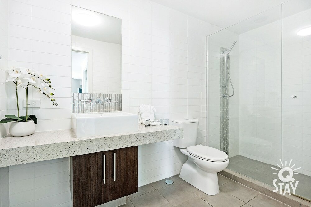 Фото Wings - Q Stay