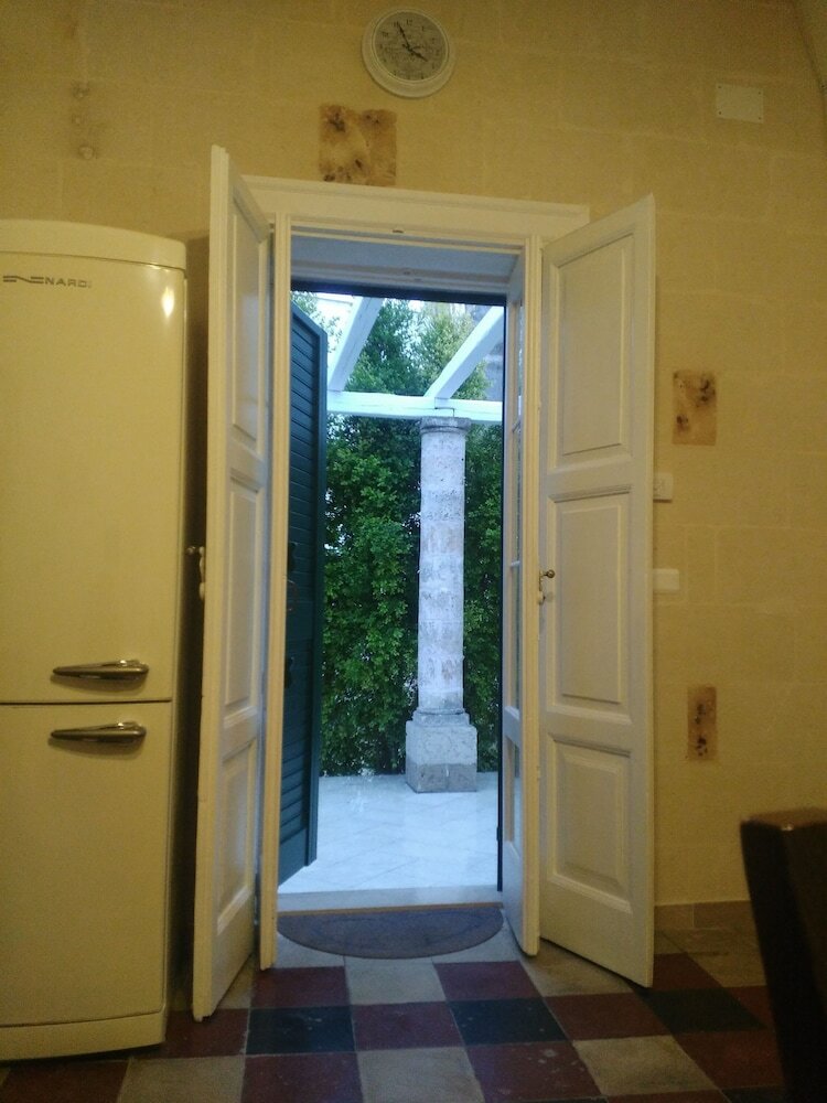 Фото Agorà Suites & Apartments