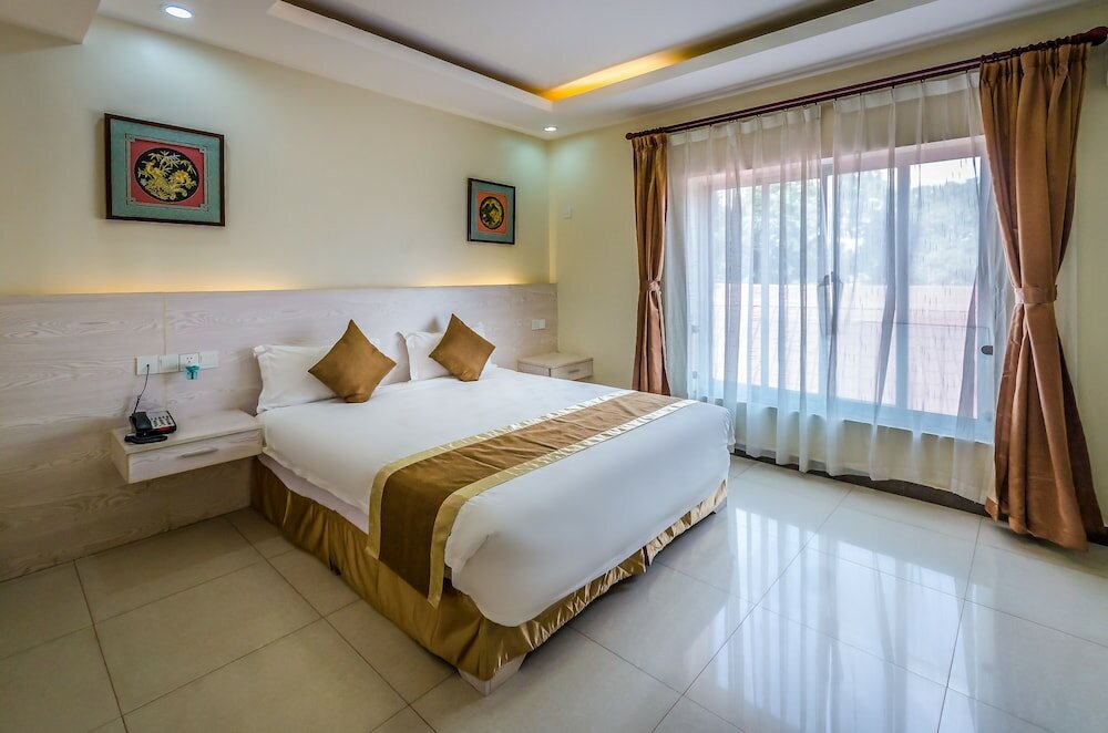 Фото Nanjing Restaurant & Motel