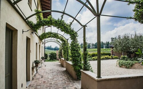 Внешний вид отеля Prime Alture Wine Resort в Кастеджио, фото 3