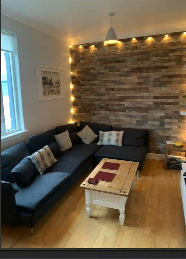 Фото 2 Bedroom Penthouse Apartment in Leafy City Centre