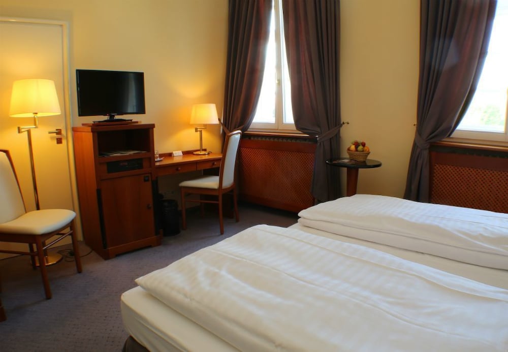 Фото Hotel Zum Erbprinzen