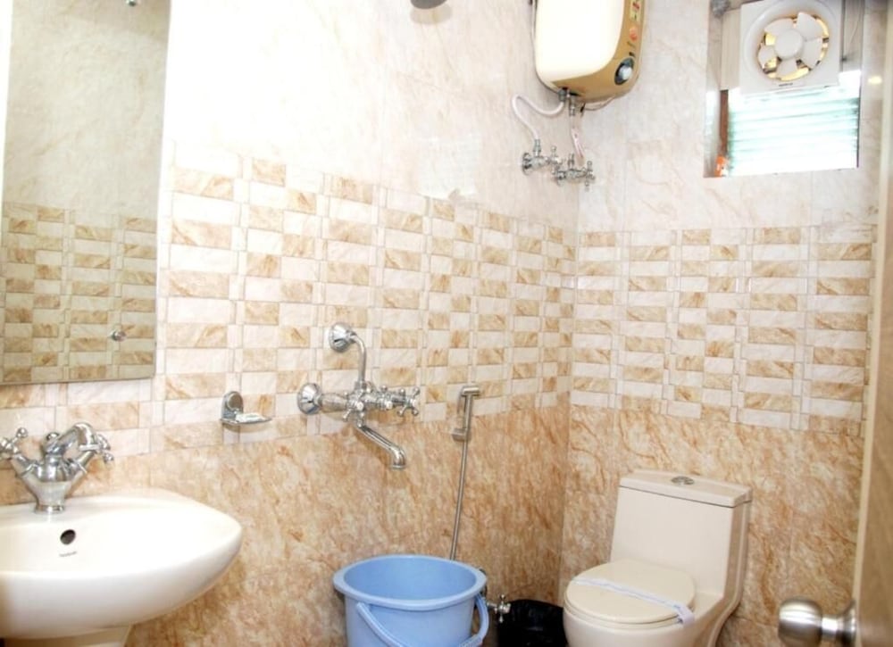 Фото Hotel White House